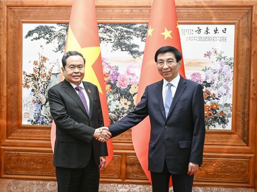 China's top political advisor meets Vietnam's National Assembly chairman