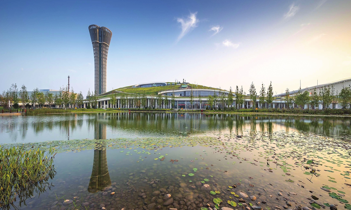 The green ecological zone of Everbright Ecological Industrial Park in Xiong'an. Beneath it lies a waste treatment plant, adopting the