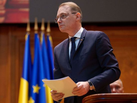 Romanian parliament approves Luca Niculescu's government