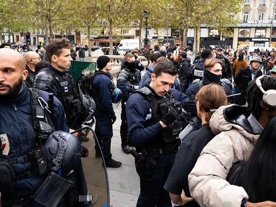 France to deploy military forces for next protests