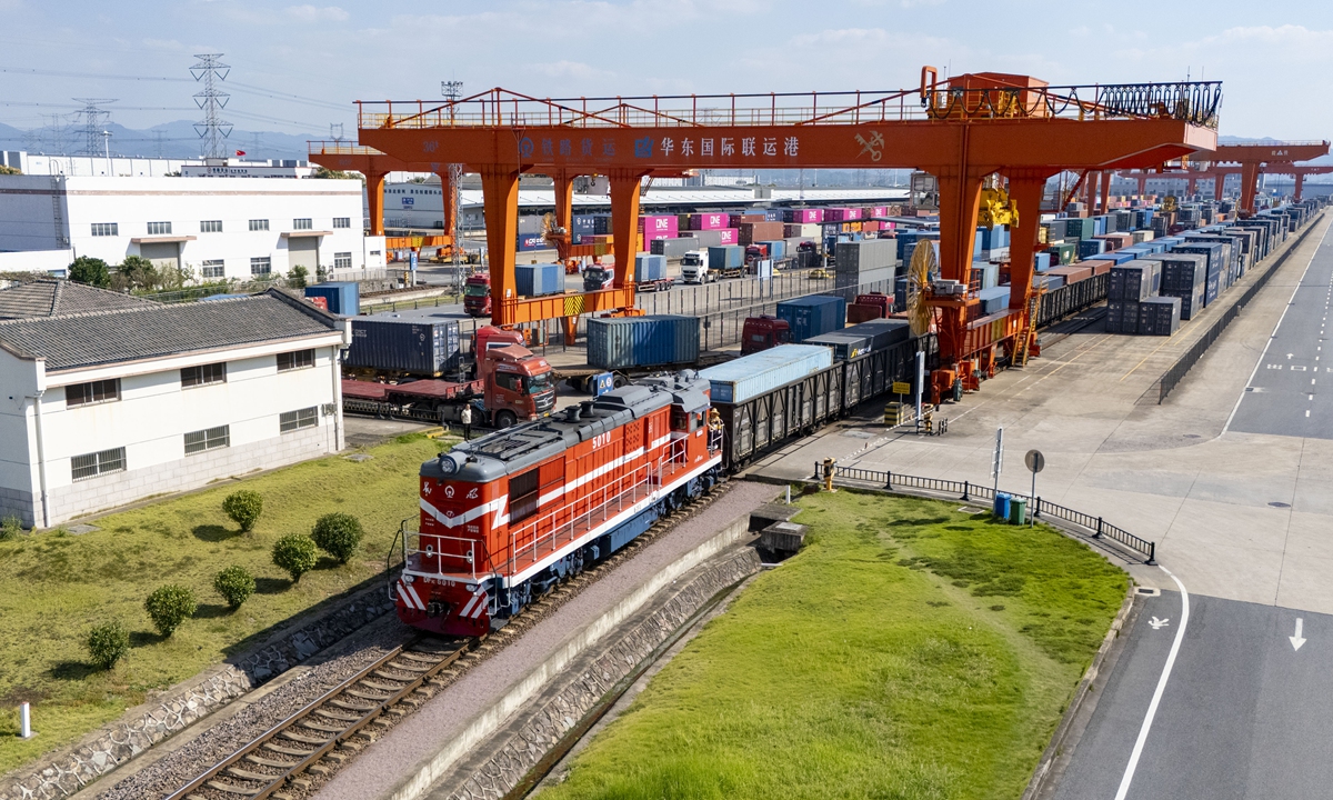 A China-Europe freight train on the Yiwu-Xinjiang-Europe route leaves the East China International Intermodal Port in Jinhua, East China's Zhejiang Province on October 8, 2026. Photo: VCG