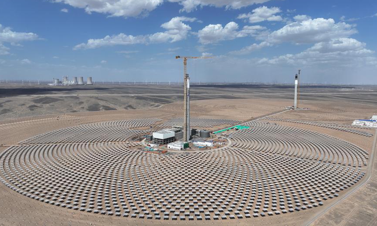 An aerial drone photo taken on July 16, 2024 shows a solar thermal energy storage power station in Guazhou County, northwest China's Gansu Province. (Xinhua)