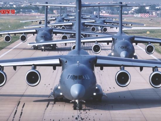 Four early warning aircraft based on Y-20 platform seen in Chinese factory on satellite imagery; foreign media speculates on serial production