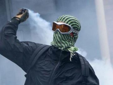 Around 410,000 people take part in new round of protests across France: media