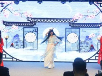 Asia-Pacific Community: Myanmar students explore Chinese culture through language training program
