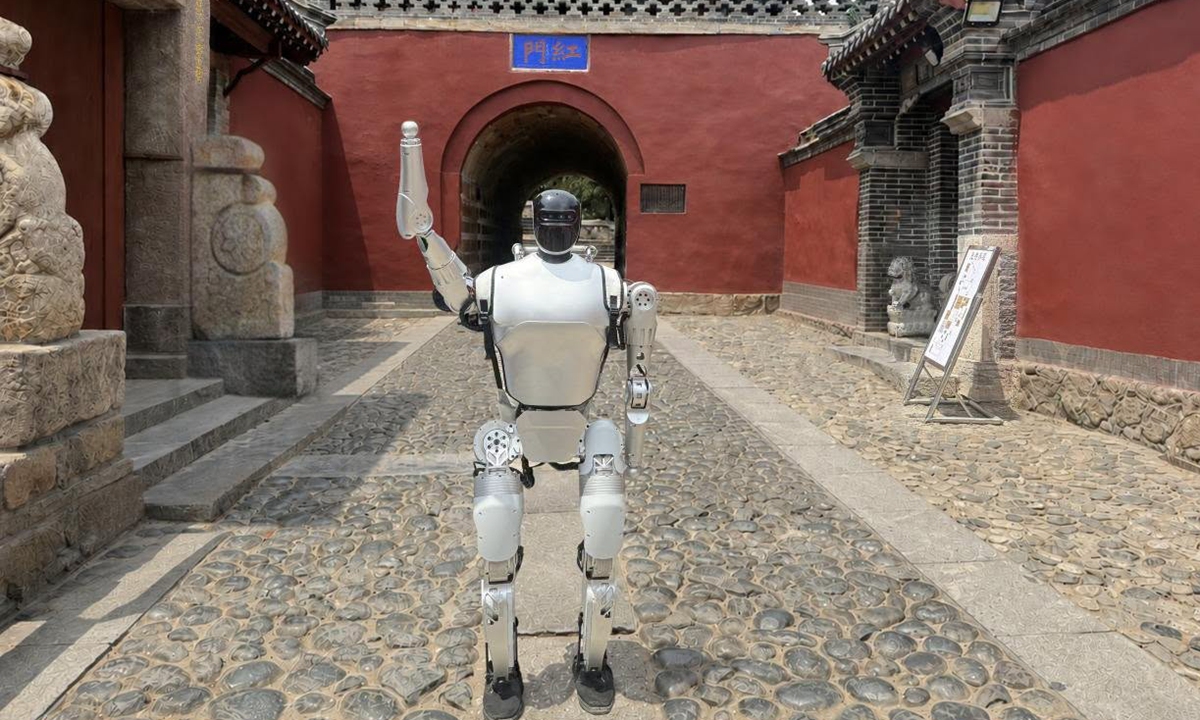 Robot at the inaugural CMG World Robot Mount Tai Challenge in Tai'an, East China's Shandong Province Photo: Courtesy of CMG