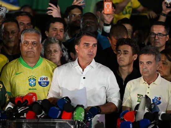 Brazil's Supreme Federal Court justice orders Flavio Bolsonaro to surrender passports, bars him from