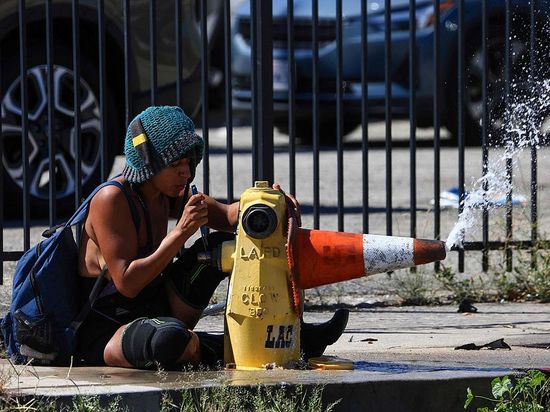 Declare climate change a health emergency, Lancet report urges