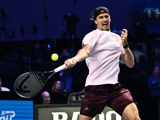 Germany's Zverev becomes tennis world No. 1