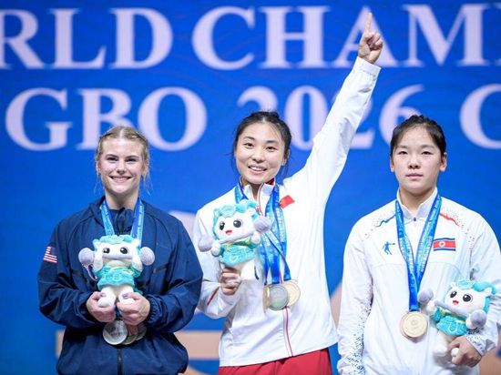 China's Zhang wins 53kg total at weightlifting worlds