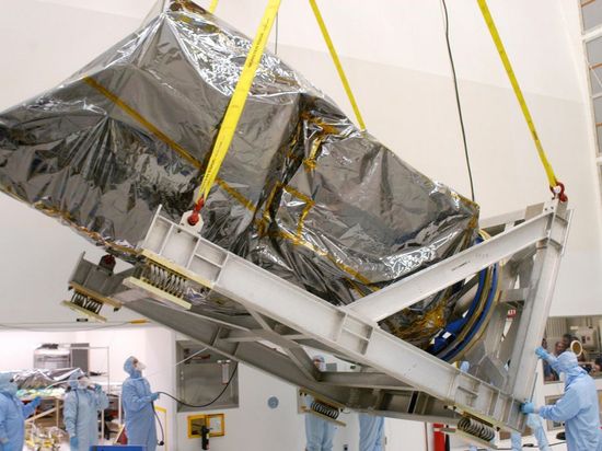 NASA telescope is on the verge of plunging back to Earth after failed rescue mission