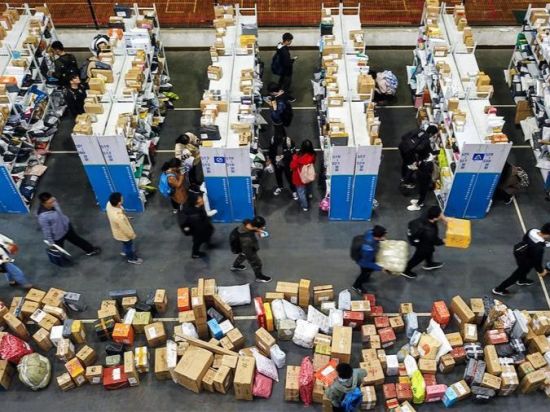 China's express delivery volume hits 120 bln this year