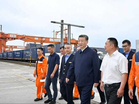 Xi inspects Southwest China's Chongqing Municipality