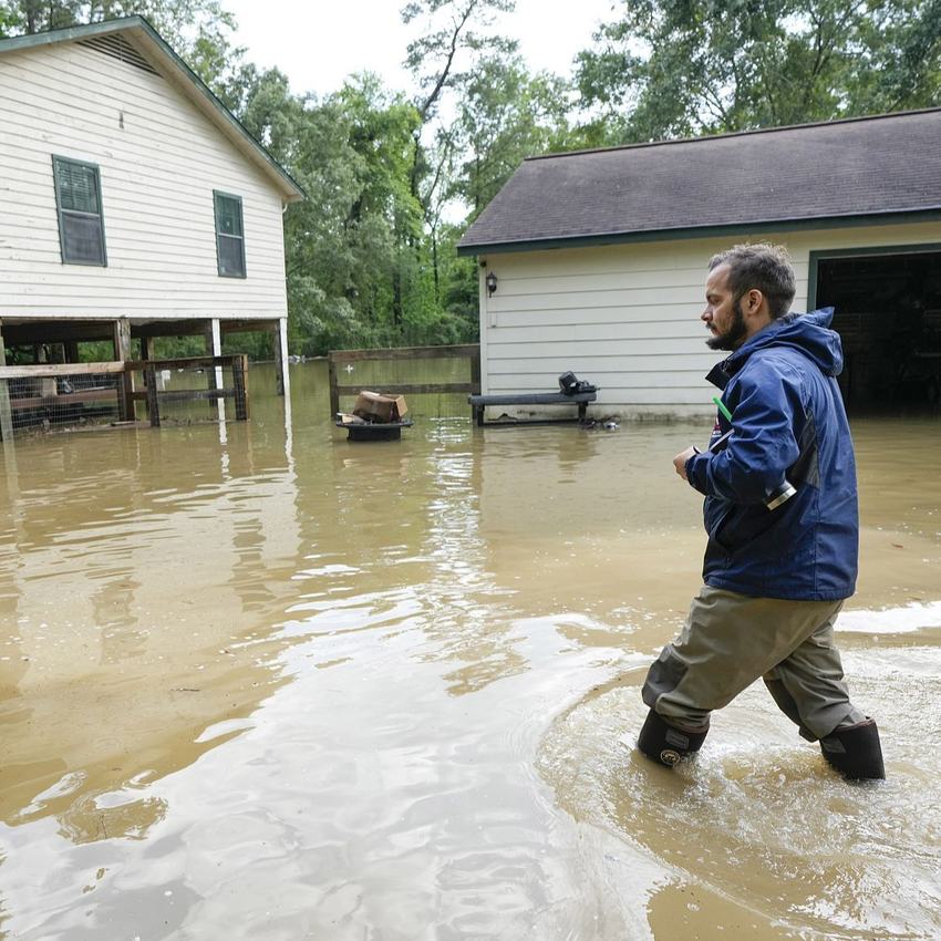 Child dies after being swept away by flood in Texas