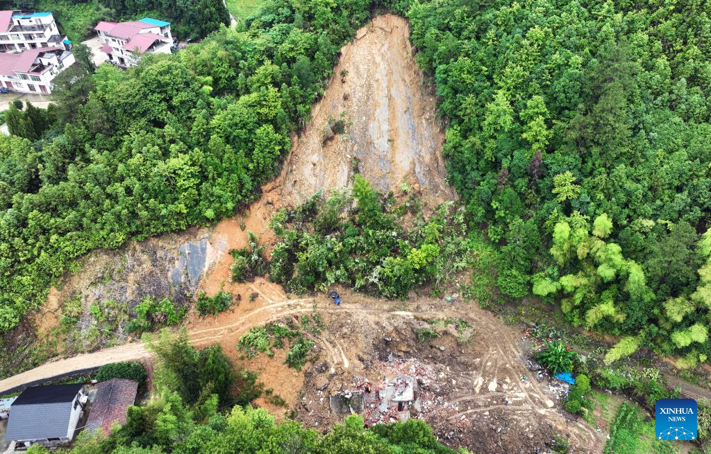 China Allocates Further 45 Mln Yuan To Restore Flood damaged Roads china-allocates-further-45-mln-yuan-to-restore-flood-damaged-roads