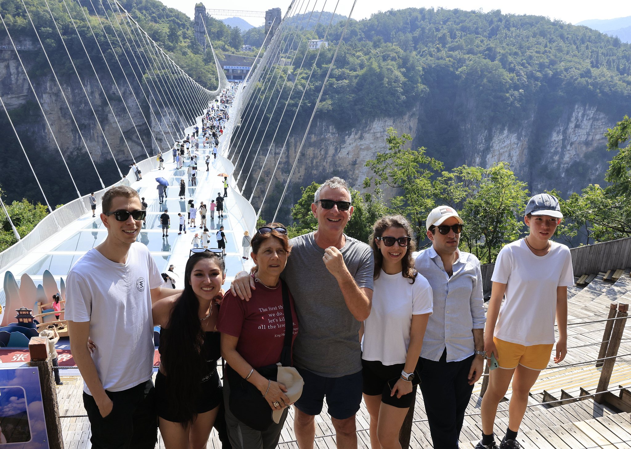 China reports 129.9percent growth of foreign visitors this year