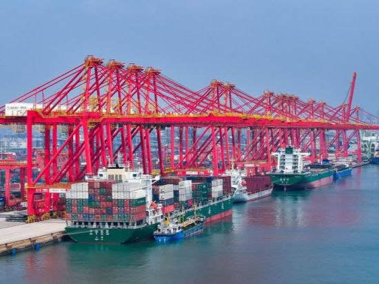 China's foreign trade up 2.9 pct in H1