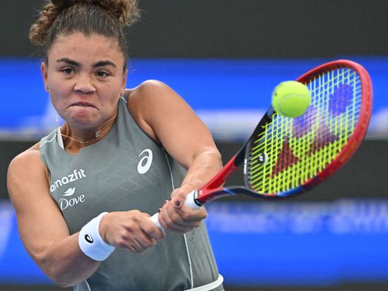WTA Finals race heats up as Paolini, Rybakina advance in Ningbo