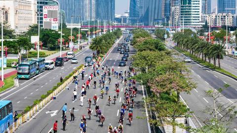 In pics: women's road race of cycling road at China's 15th National Games
