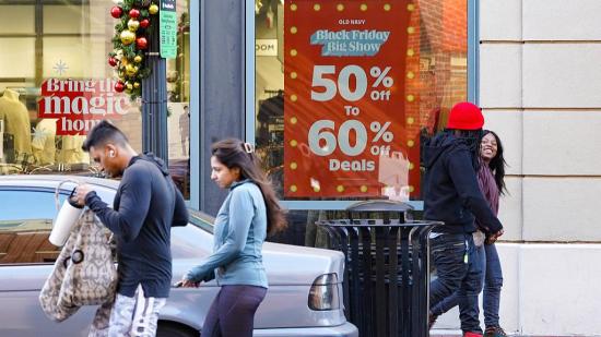 US retailers, customers face off in Black Friday stalemate amid sinking confidence