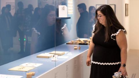 Guests attending 4th Shanghai Int'l Literature Week visit cultural sites