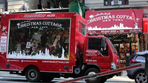 High tariffs bite into US holiday shoppers' wallets