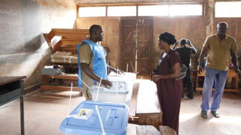 Voting for general elections in Central African Republic kicks off