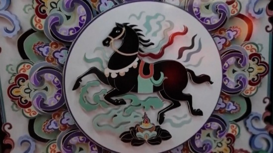 Horse-themed products highlight preparations for Spring Festival