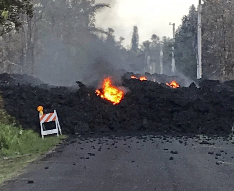 Hawaiilava.jpg
