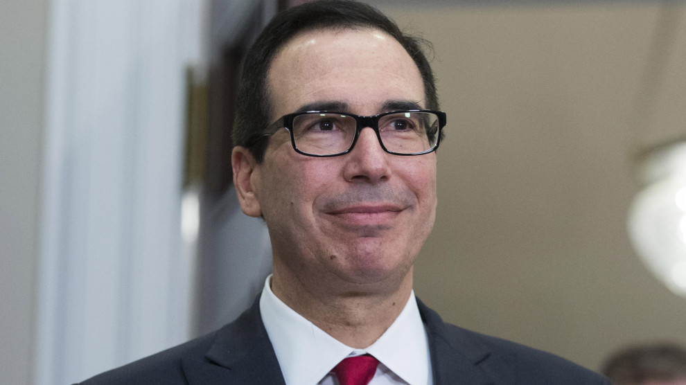 steven-mnuchin-master-31618.jpg