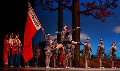 arttroupe.JPG