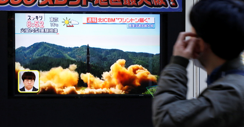 2017-11-29T004017Z_1_LYNXMPEDAS02C_RTROPTP_4_NORTHKOREA-MISSILES_副本.jpg