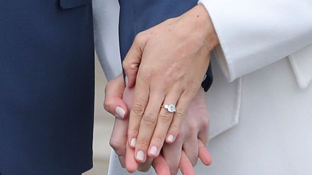 _98955376_ring_afp.jpg