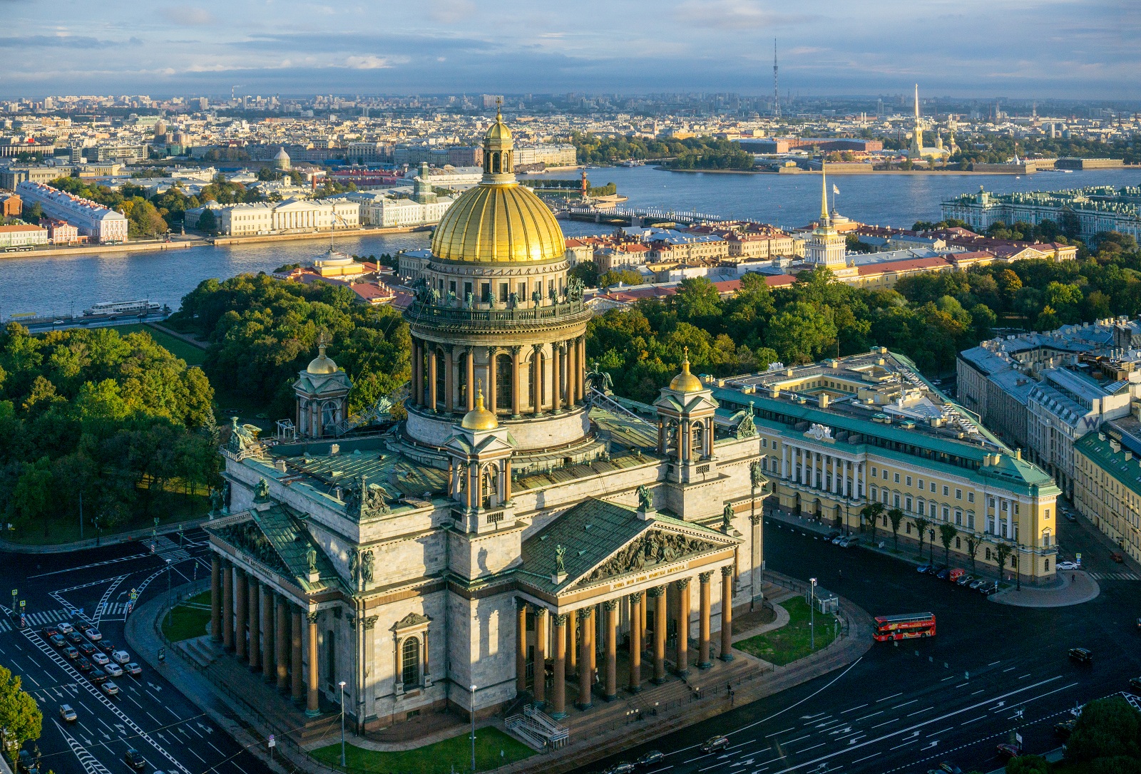 St_Isaac’s_Cathedral_.JPG