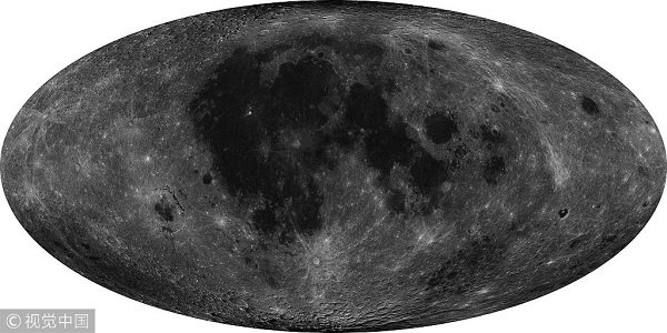 嫦娥二号”7米分辨率全月球影像图.jpg