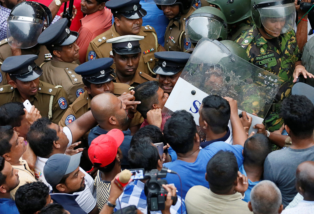 Arjuna Ranatunga1.jpg