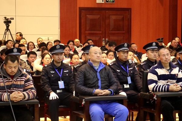 张天明.jpg