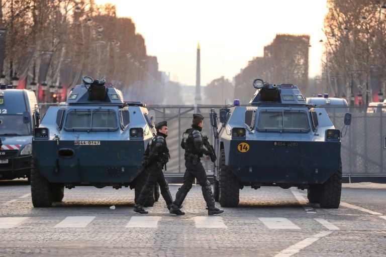 Yellow vest.jpg