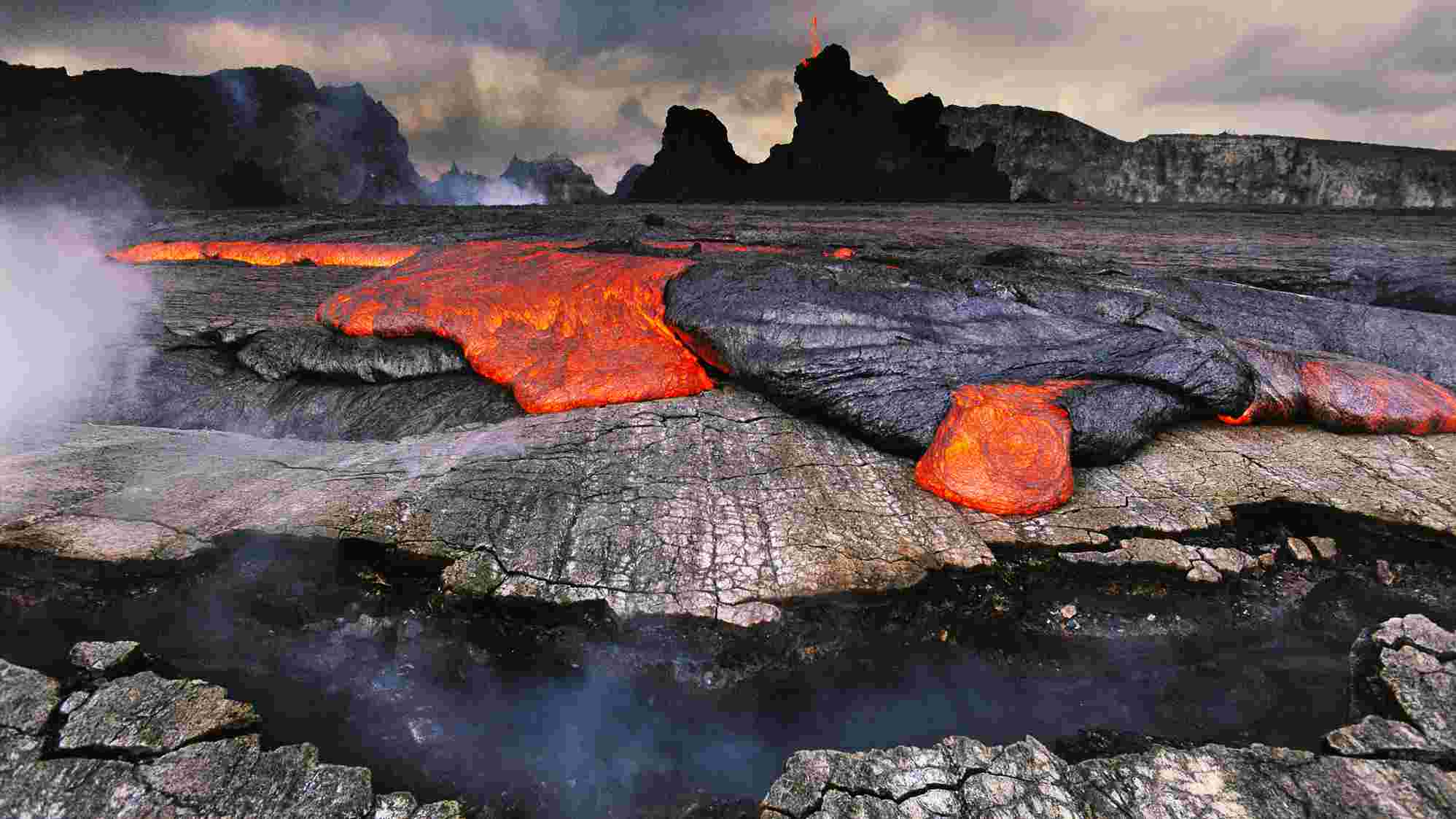 Hawaii volcano park cgtn.jpg