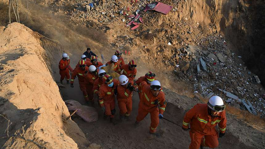 house collapse.jpg
