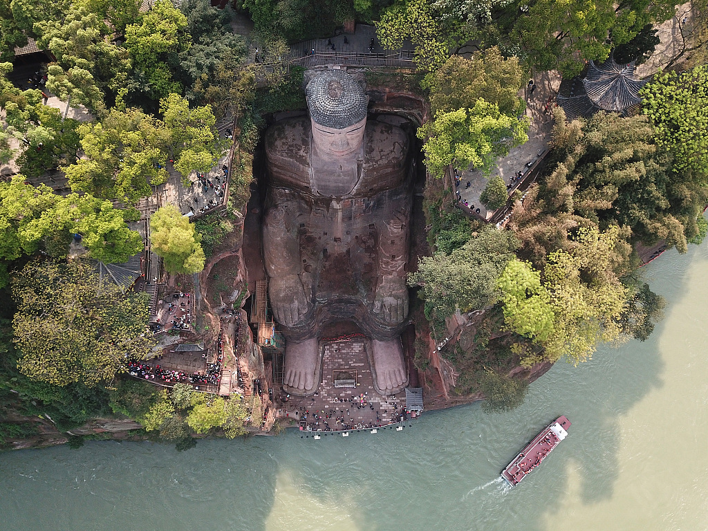 World's largest stone Buddha.jpg