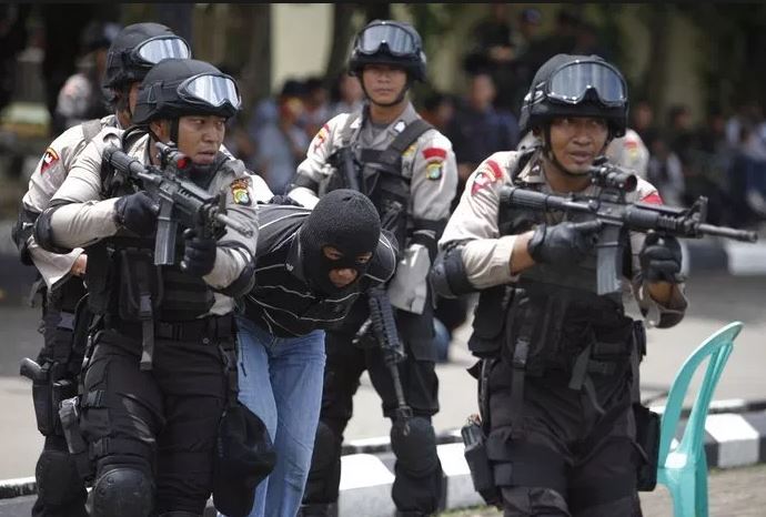 Indonesia police.JPG