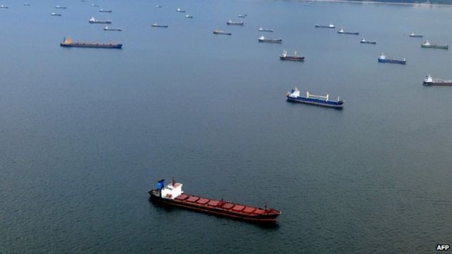 oil tankers in Strait of Malacca.jpg